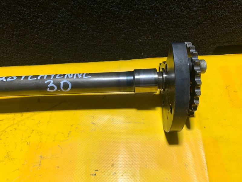 Вал балансировочный CAYENNE 10-18 2013 CNRB 3.0 DIESEL