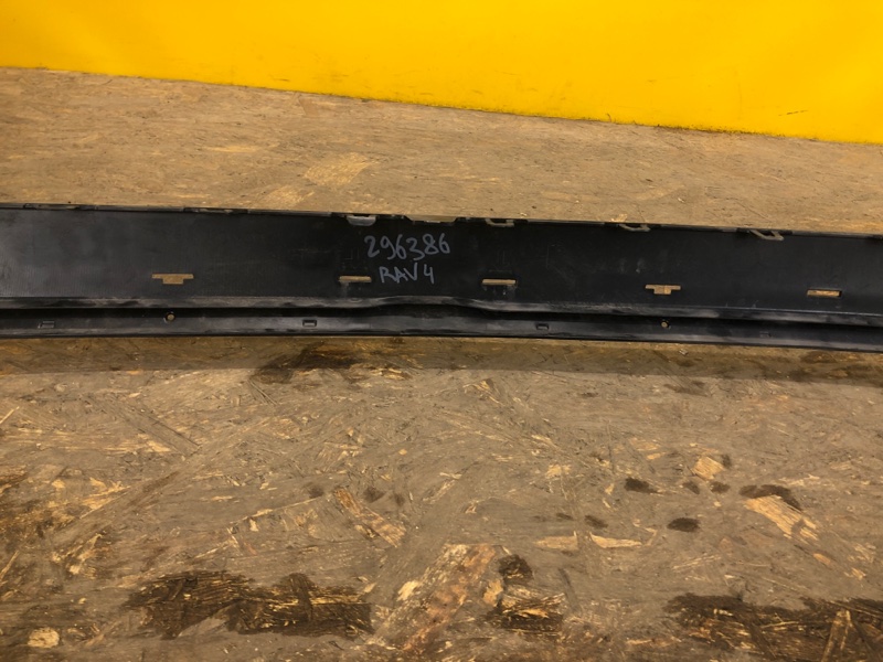 Бампер задний RAV4 13-19