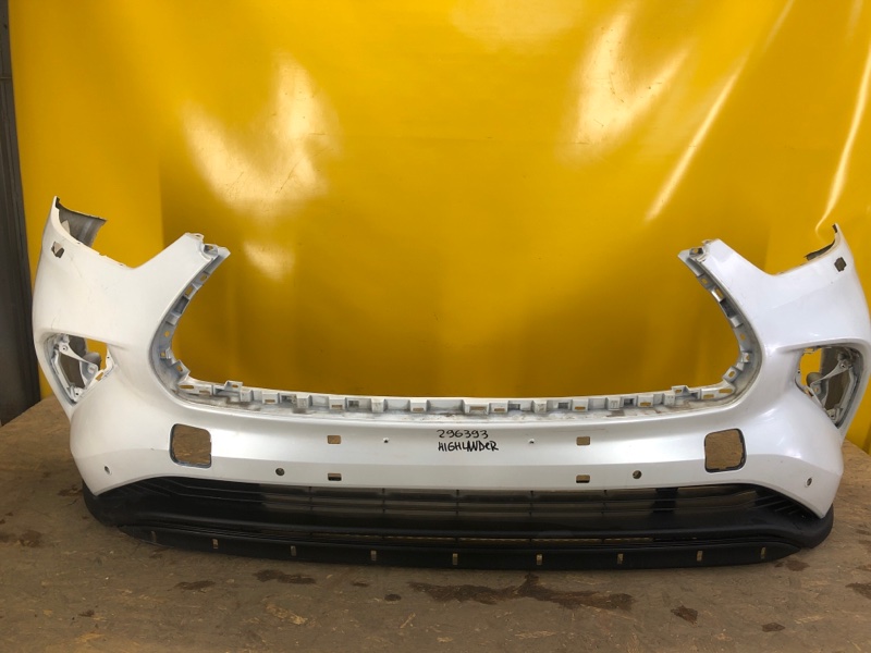 Запчасть бампер передний TOYOTA HIGHLANDER 2020- 52119-0E400 Б/У Бампер передний TOYOTA HIGHLANDER 2020- 52119-0E400 Б/У