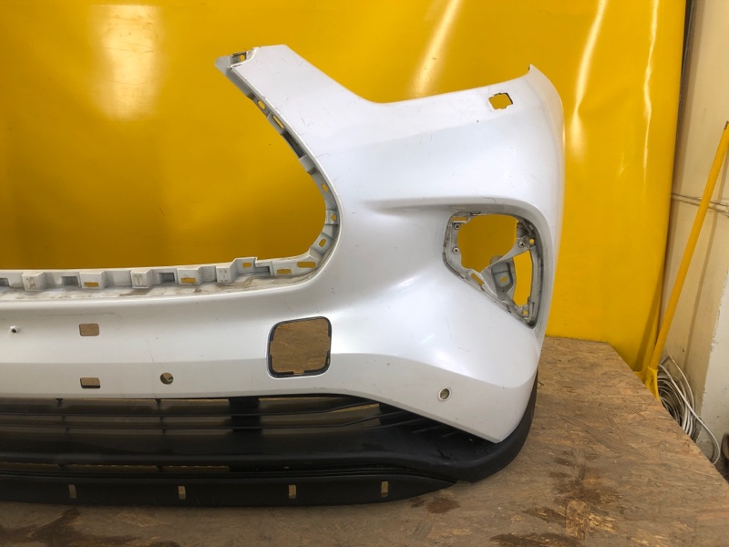 Бампер передний HIGHLANDER 2020- Бампер передний HIGHLANDER 2020-