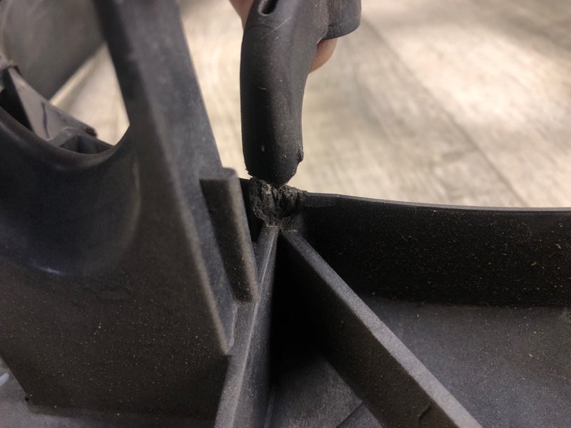 Диффузор вентилятора основного радиатора CX-9 06-16 2012 3.7 CA