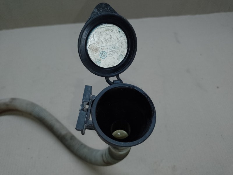 Горловина бачка стеклоомывателя BMW 3 SERIES (E90-E93) 2005–2014 E93 N51B30A