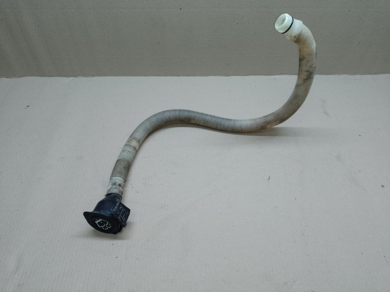 Горловина бачка стеклоомывателя BMW 3 SERIES (E90-E93) 2005–2014 2008 E93 N51B30A 61 66 7 135 409 Б/У