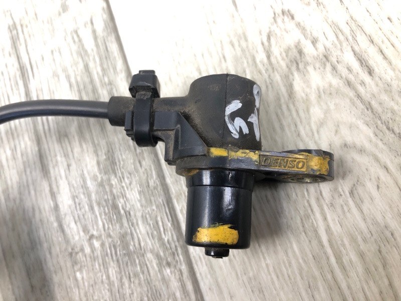 Датчик ABS передний правый TOYOTA CAMRY 40 06-11 ACV40 2.4 2AZFE
