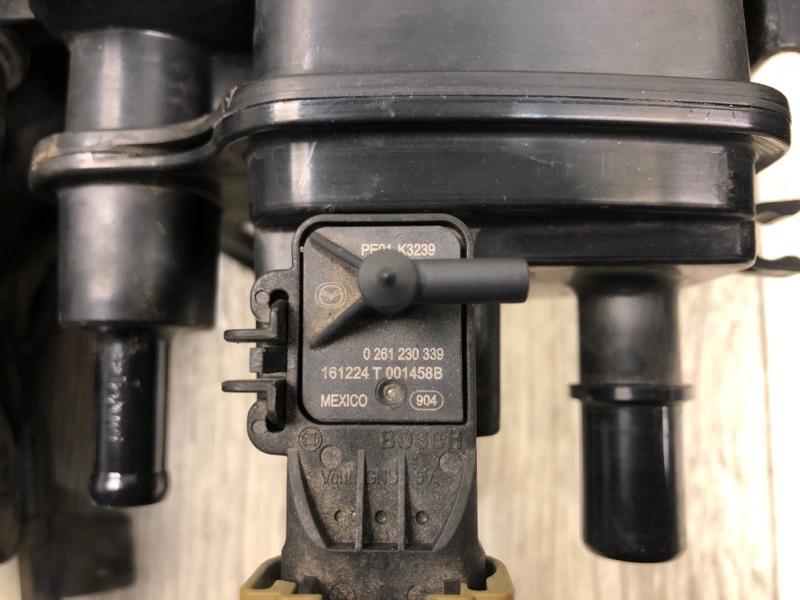 Абсорбер топливный MX-5 15- 2017 COUPE 2.0 Абсорбер топливный MX-5 15- 2017 COUPE 2.0