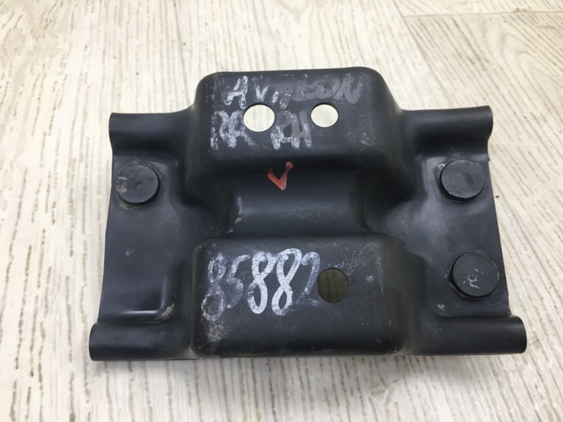 Кронштейн усилителя заднего бампера правый TOYOTA AVALON 05-12 52175AC030 Б/У