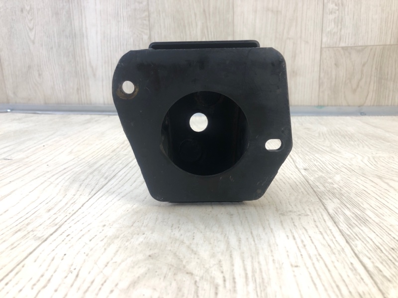 Кронштейн усилителя заднего бампера правый PRIUS - 20 03-11