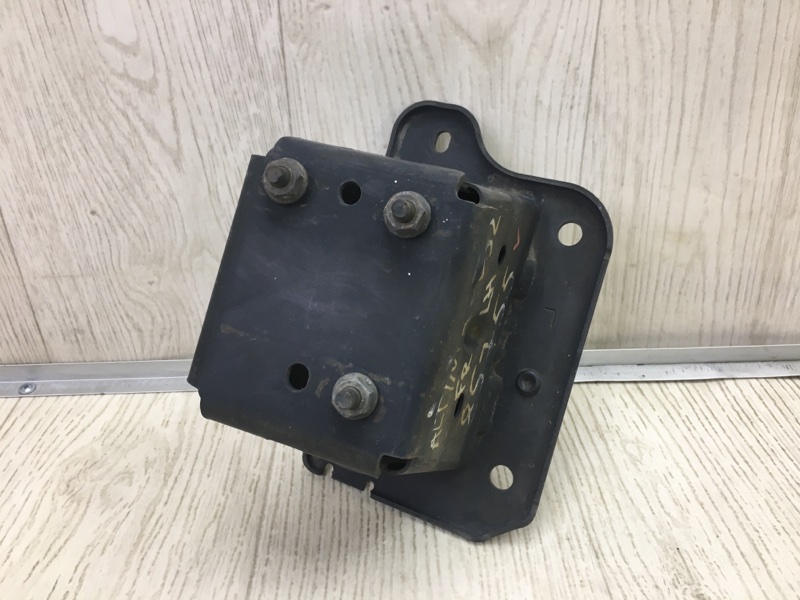 Кронштейн усилителя переднего бампера левый NISSAN ALTIMA L32 07-12 L32 62211JA00A Б/У