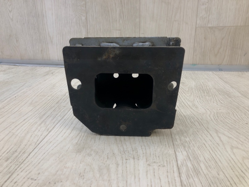 Кронштейн усилителя заднего бампера правый NISSAN ALTIMA L32 07-12