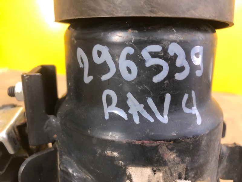 Подушка двигателя RAV4 18-