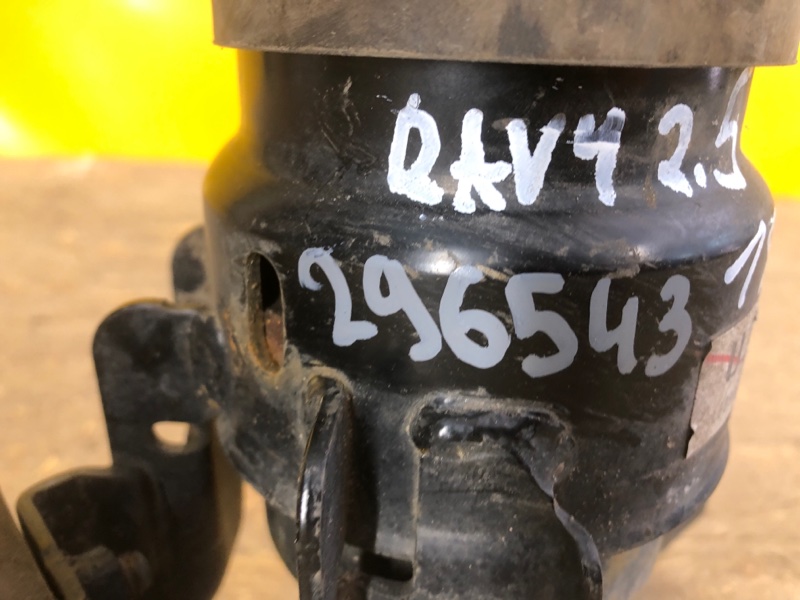 Подушка двигателя RAV4 18-