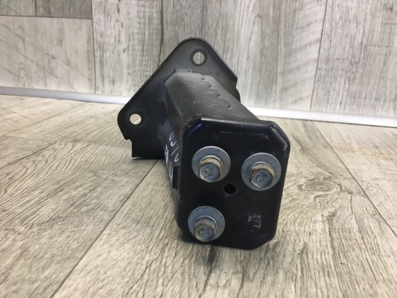 Кронштейн усилителя переднего бампера левый RDX 06-12