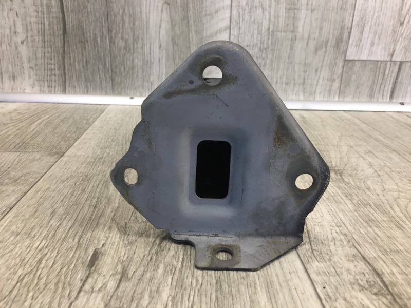 Кронштейн усилителя переднего бампера левый RDX 06-12