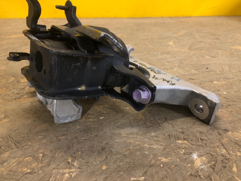 Подушка двигателя правая RAV4 18-