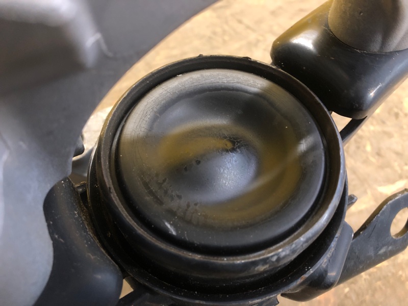 Подушка двигателя правая RAV4 18-