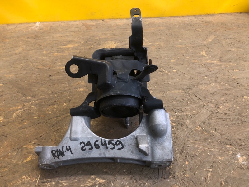 Подушка двигателя правая TOYOTA RAV4 18- 12305F0090 Б/У