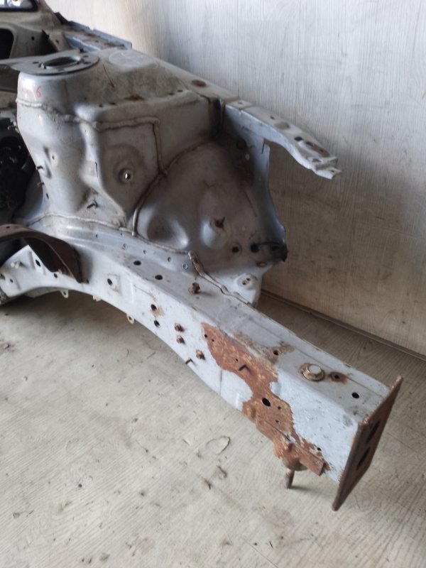 Четверть кузова передняя левый 6 GG 02-07