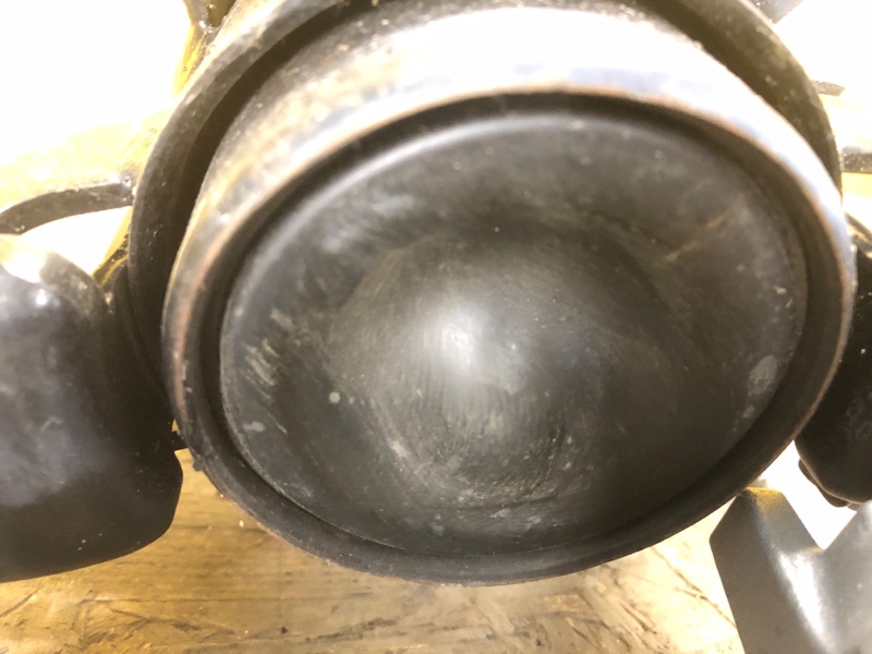 Подушка двигателя правая TOYOTA RAV4 18-