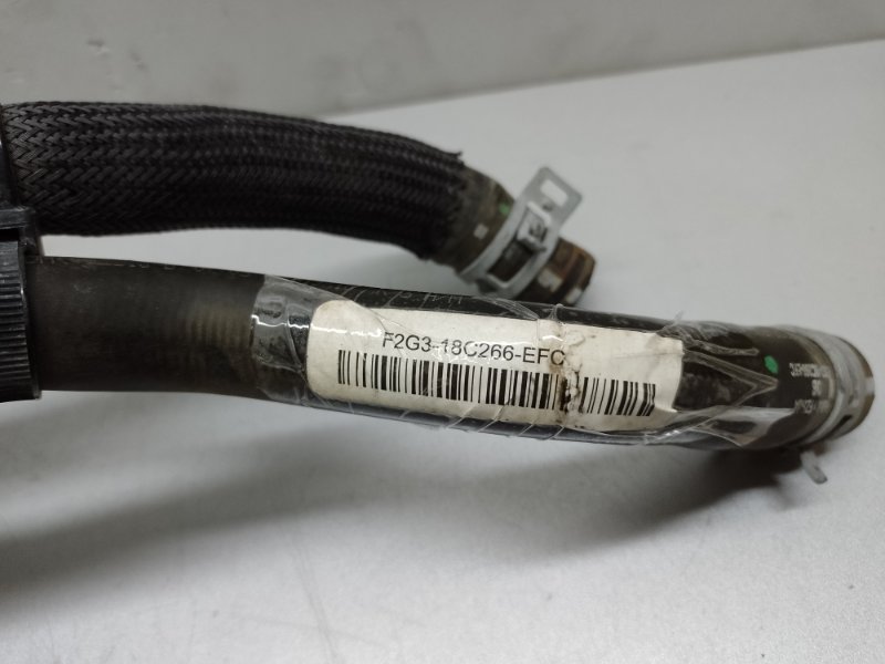 Патрубок радиатора печки EDGE 15- 2016 C35PDED 3.5L Патрубок радиатора печки EDGE 15- 2016 C35PDED 3.5L