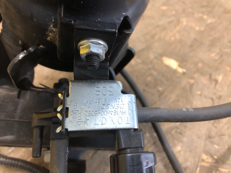 Подушка двигателя RAV4 18-