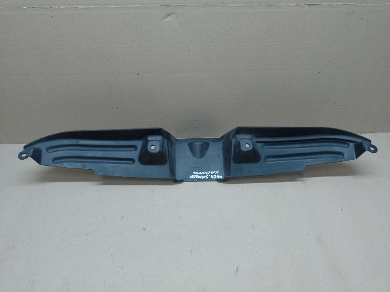 Накладка замка капота OUTLANDER XL 05-13