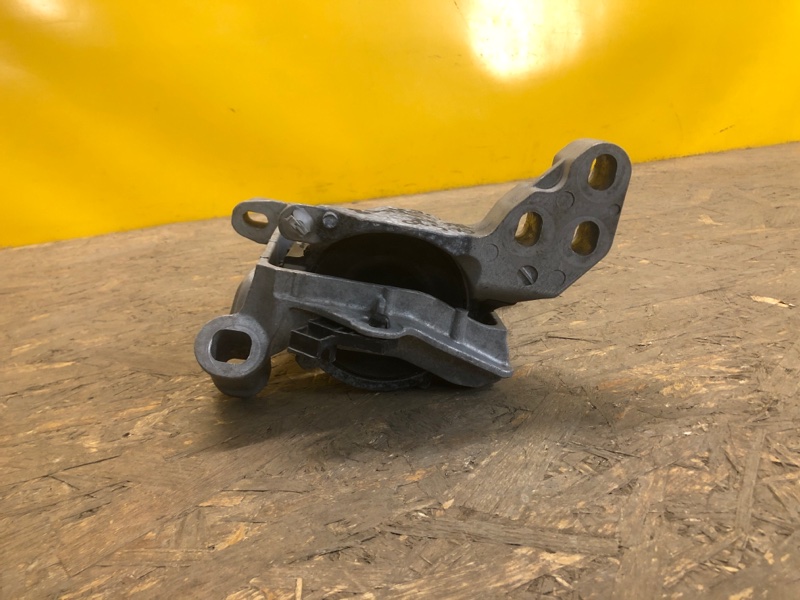 Подушка двигателя правая CX-5 (KF) 16-21