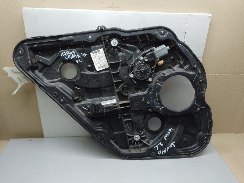 Стеклоподъемник задний левый HYUNDAI SONATA YF 10-14 2011 YF 2.4 83471-3Q000 Б/У
