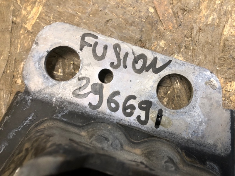 Подушка двигателя FUSION 14- Подушка двигателя FUSION 14-