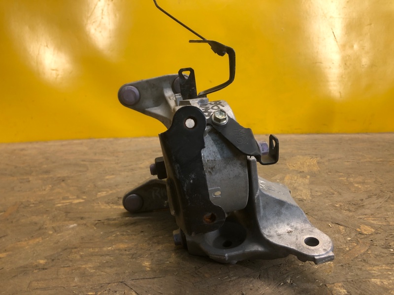 Подушка АКПП RAV4 18- Подушка АКПП RAV4 18-