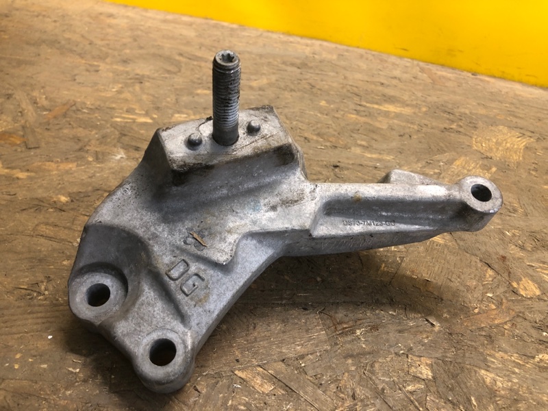 Кронштейн КПП FORD MONDEO 13-22 Кронштейн КПП FORD MONDEO 13-22