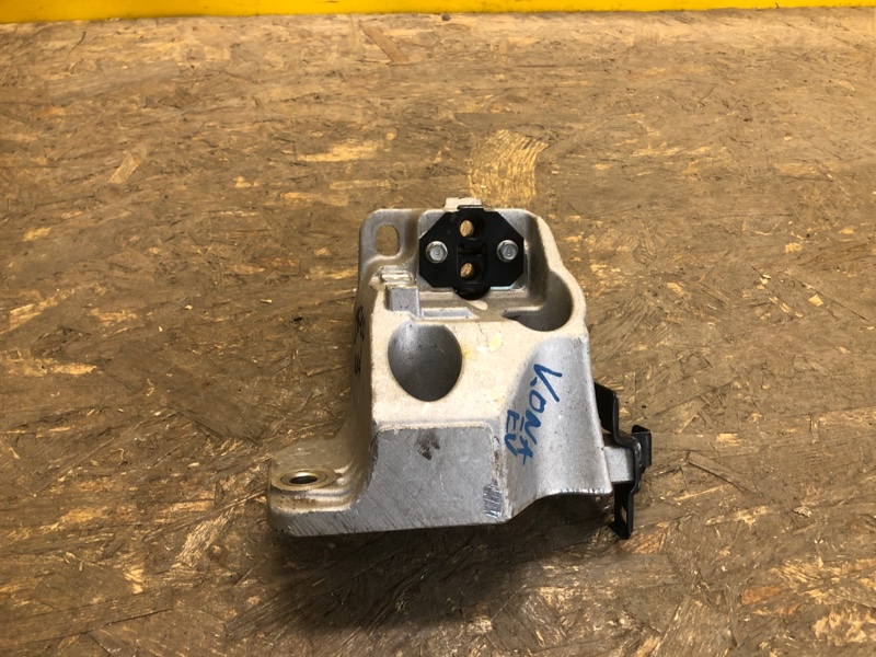 Кронштейн КПП KONA OS 17-23