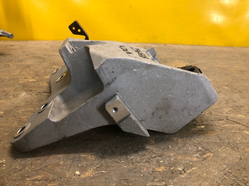 Кронштейн двигателя KONA OS 17-23