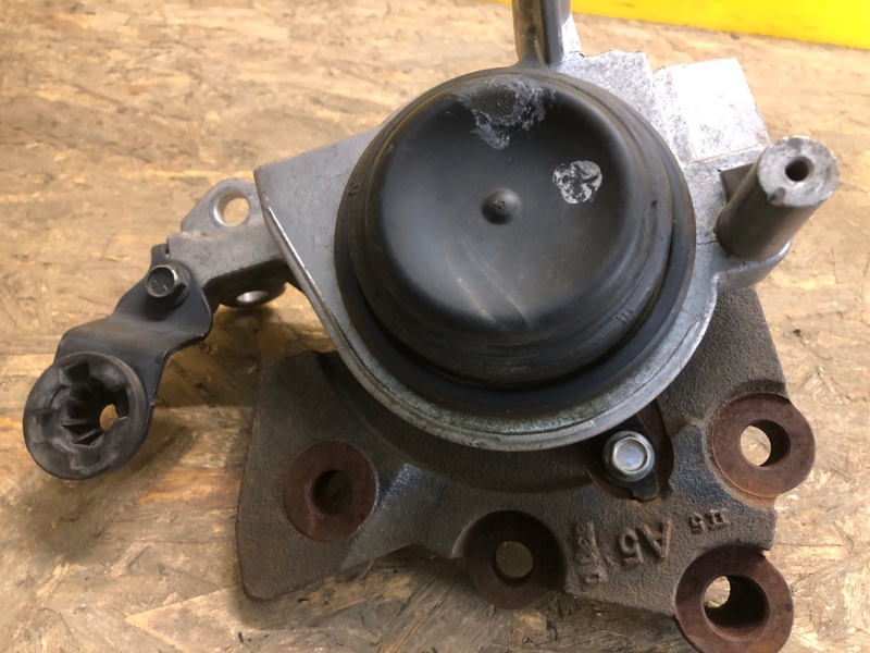 Подушка двигателя X-TRAIL/ROGUE T32 13-20