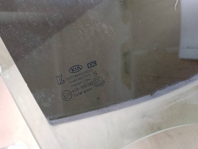 Стекло двери заднее правое OPTIMA TF 11-16