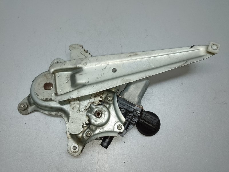 Стеклоподъемник задний левый LEXUS IS250/350 05-13 Стеклоподъемник задний левый LEXUS IS250/350 05-13