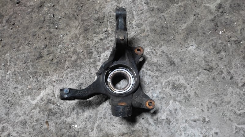 Кулак поворотный передний левый TOYOTA CAMRY 30 02-06 2004 ACV30 2.4 2AZFE 43212-58010 Б/У
