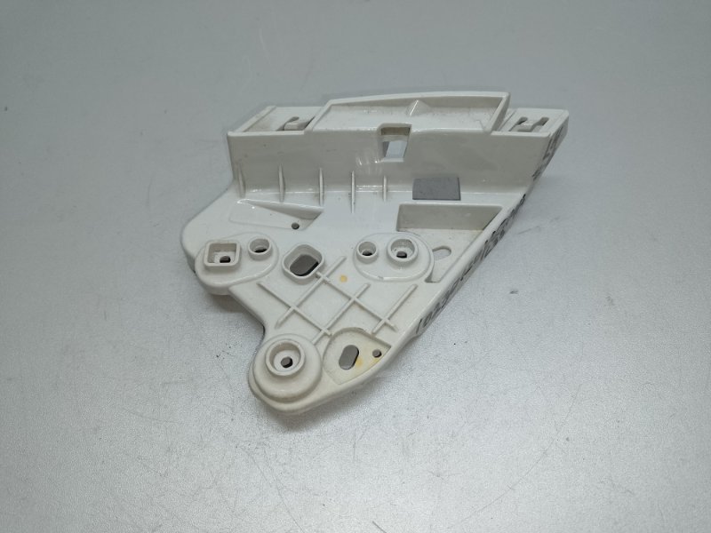 Кронштейн переднего бампера (под фарой) левый ALTIMA L33 12-18