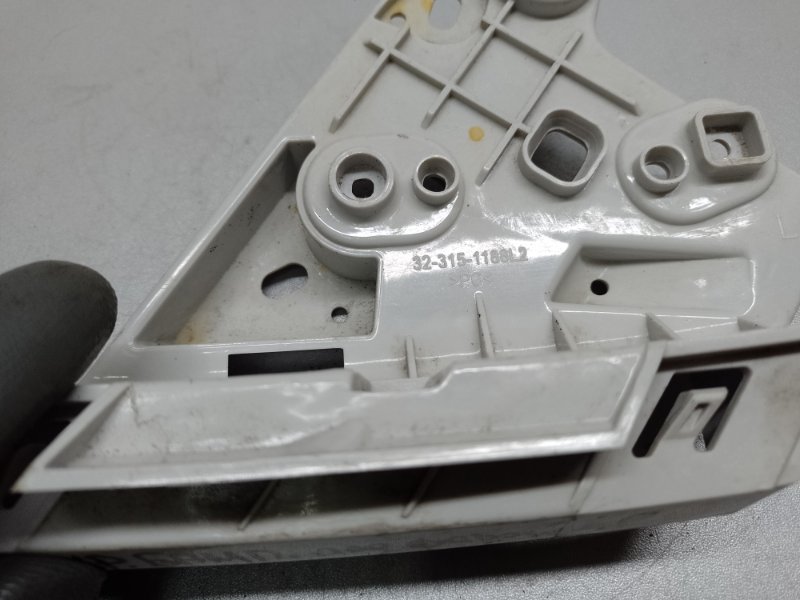 Кронштейн переднего бампера (под фарой) левый ALTIMA L33 12-18