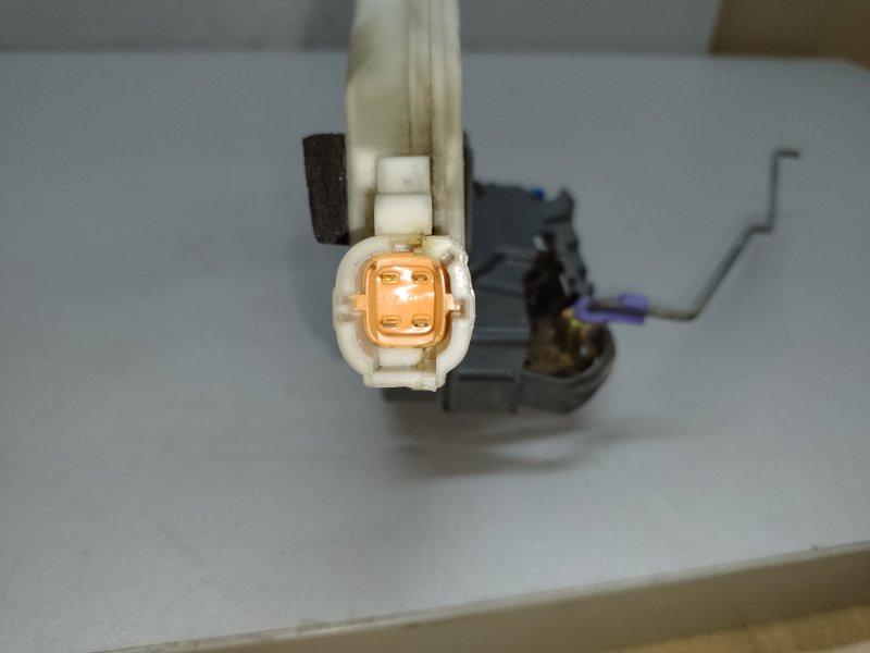 Замок двери передний левый INFINITI G35 03-07 Седан 3.5 Замок двери передний левый INFINITI G35 03-07 Седан 3.5