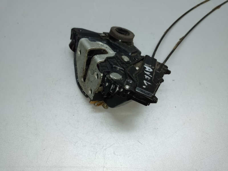 Запчасть замок двери передний левый TOYOTA AVALON 05-12 2005 GSX30 3.5 2GR-FE 69040-AC070 Б/У Замок двери передний левый TOYOTA AVALON 05-12 2005 GSX30 3.5 2GR-FE 69040-AC070 Б/У