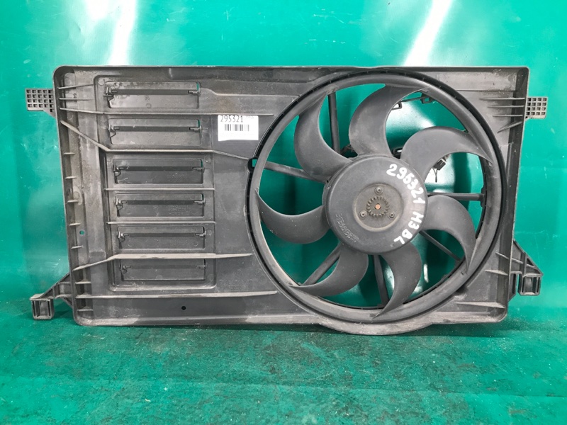 Диффузор вентилятора основного радиатора MAZDA 3 BL 09-13 2010 2.0 LF LF8B-15-025D Б/У