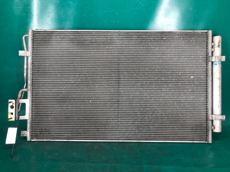 Радиатор кондиционера KIA SORENTO XM 09-14 2.4