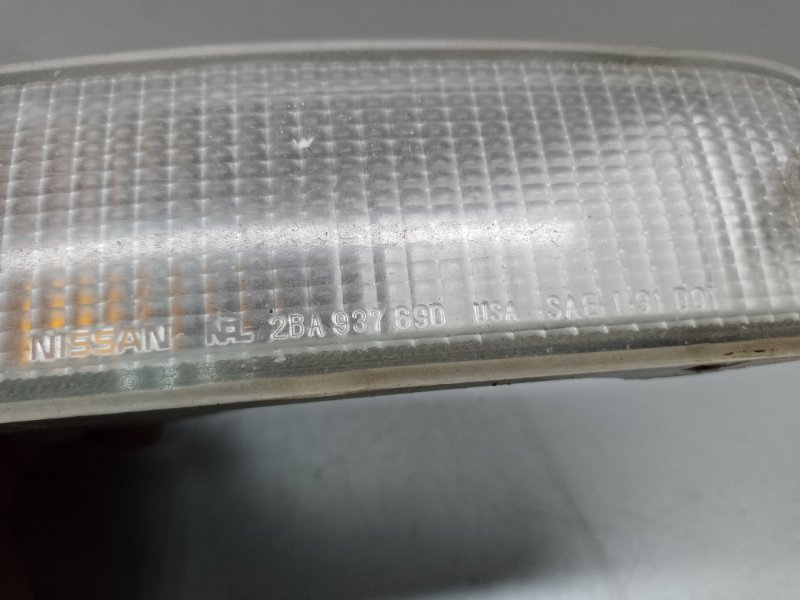 Указатель поворота правый ALTIMA L30 97-01