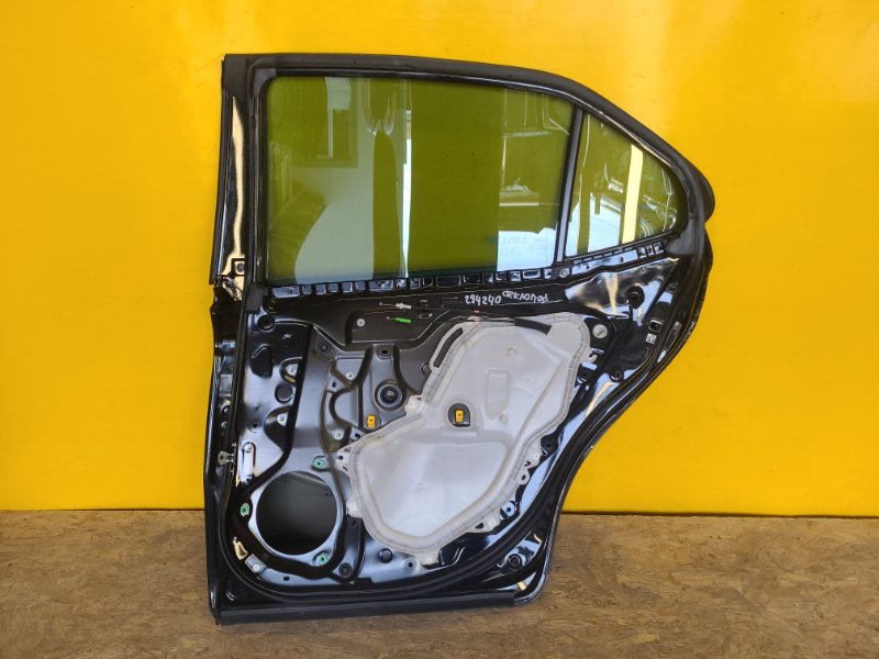 Дверь задняя правая CAMRY 70 17- Дверь задняя правая CAMRY 70 17-
