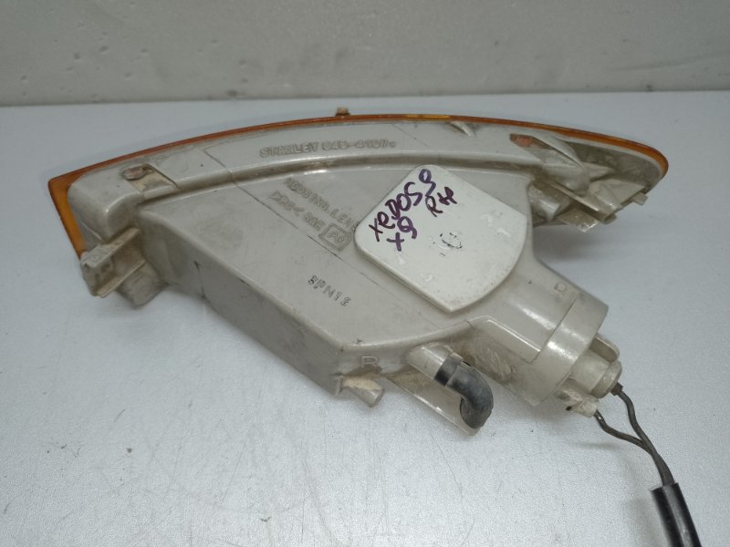 Повторитель поворота в бампер правый XEDOS 9 X9 (TA) 93-02 Повторитель поворота в бампер правый XEDOS 9 X9 (TA) 93-02