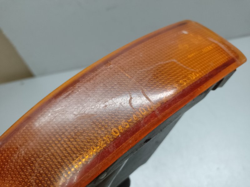 Повторитель поворота в бампер правый XEDOS 9 X9 (TA) 93-02 Повторитель поворота в бампер правый XEDOS 9 X9 (TA) 93-02