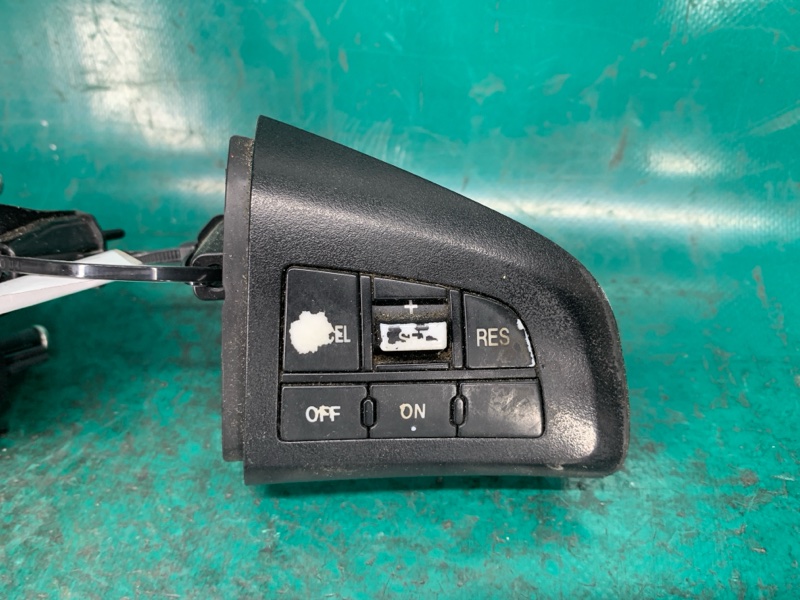 Кнопки на руль правые 3 BL 09-13 2010 2.0 LF