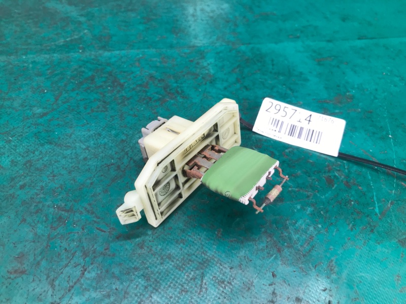 Резистор печки FORD FOCUS 10-18 2016 2.0 XQDA AV1Z18591A Б/У