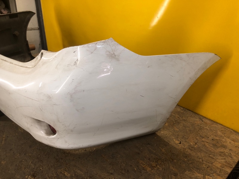 Бампер задний COROLLA 150 06-13 Бампер задний COROLLA 150 06-13