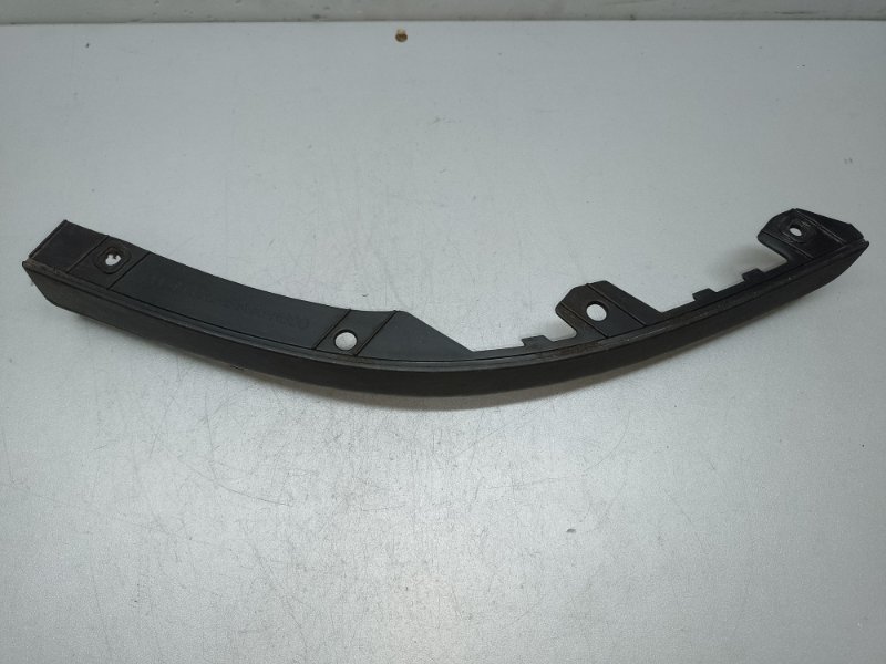 Молдинг бампера передний правый MDX (YD1) 00-06